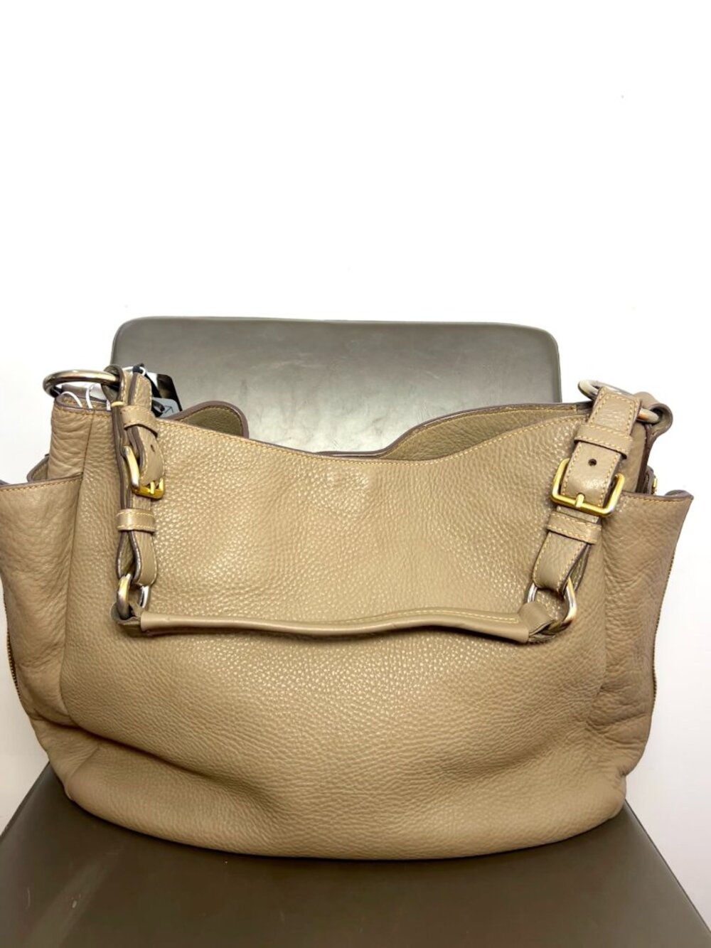 Prada Vitello Phenix Milk Tea Grained Calfskin Zip Hobo Shoulder Bag - Picture 8 of 9